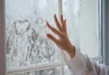Jei namuose kaupiasi drėgmė, verta žinoti šiuos būdus Dregmė namuose.
