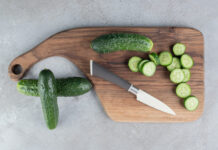 Agurkai raukšlėjasi? Ši viena klaida juos sugadina greičiau, nei manote Agurkai raukšlėjasi.