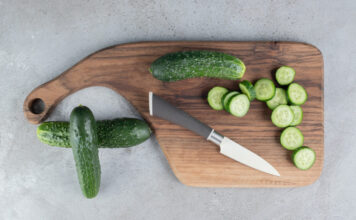 Agurkai raukšlėjasi? Ši viena klaida juos sugadina greičiau, nei manote Agurkai raukšlėjasi.