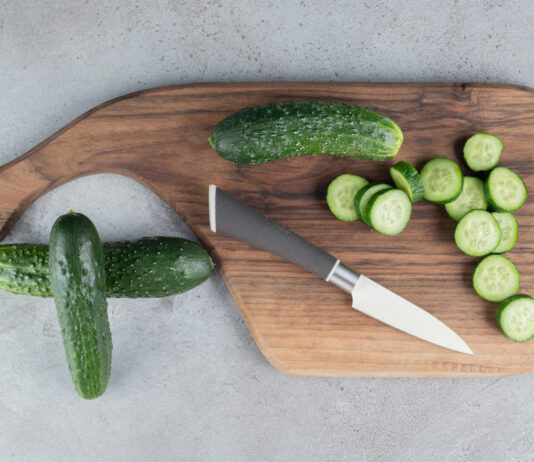 Agurkai raukšlėjasi? Ši viena klaida juos sugadina greičiau, nei manote Agurkai raukšlėjasi.