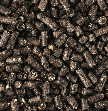 Pamirkite mineralines trąšas: sodininkai atranda geresnę alternatyvą Granuliuotas mėšlas.