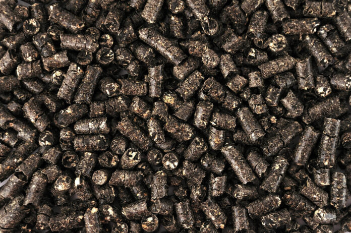 granuliuotas-meslas Granuliuotas mėšlas.