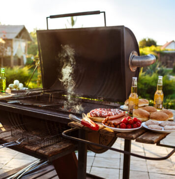 Kepsnių sezonas prasidėjo: mėsininkas atskleidė, ką rinktis Kokia mėsa rinktis kepsninei.