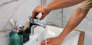 Pavasarinis namų tvarkymas: klaidos, kurios gali kainuoti daugiau nei galvojate Pavasarinis namų tvarkymas.