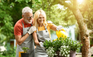 Pavojingi patarimai sodininkams: kodėl jie gali kainuoti daugiau nei manote Pavojingi patarimai sodininkams.